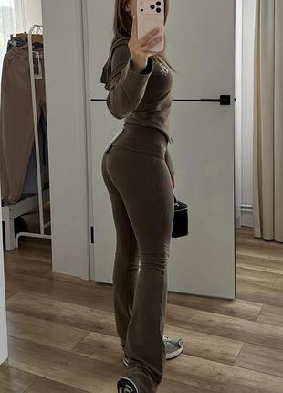 Костюм який ідеально підкреслює фігуру, zara іспанія