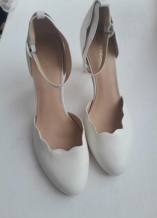 Туфли 40р кожа