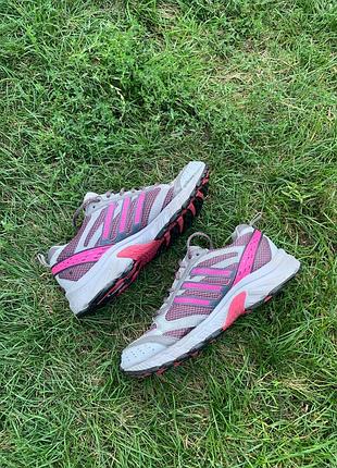 Кросівки adidas жіночі