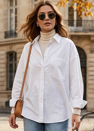 Бомбовая женская хлопковая рубашка белого цвета оверсайз massimo dutti made in portugal