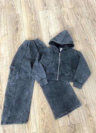 Zara костюм 9-10 р