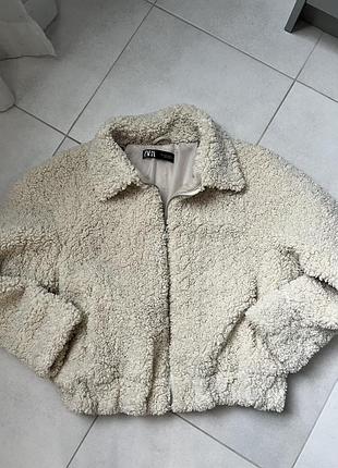 Кутрочка zara  розмір оверсайз l