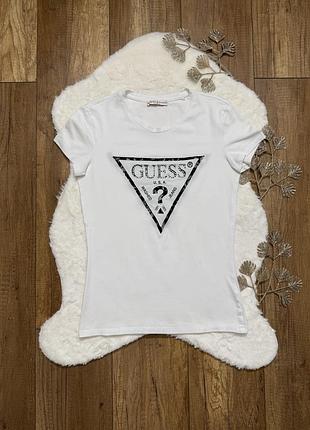 Футболка guess