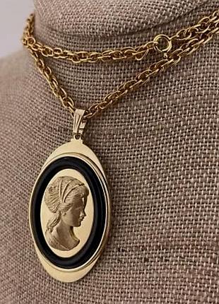 Кулон камея от avon black and gold cameo підвіска камея вінтажна підвіска