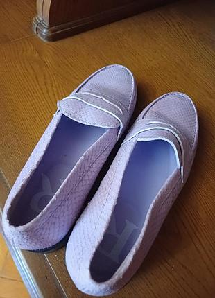 Лофери бренду roseanna
