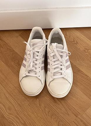 Кроссовки сникерсы женские adidas, белые, 37 размер