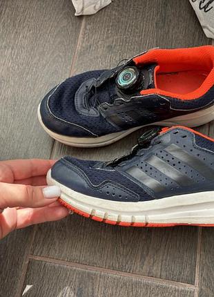 Кросівки оригінальні adidas розмір 33