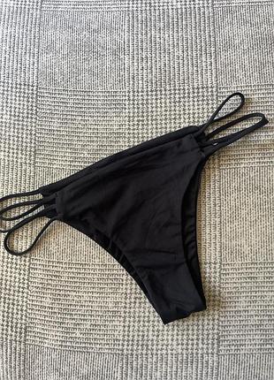 Купальний низ calzedonia в новому стані ххс-с