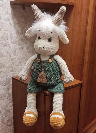 Коза 🐐 Начинаю продавать символ следующего года), игрушка вязаная саморучка из плюшевой пряжи