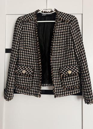 Женский твидовый пиджак (блейзер) zara, xs-s