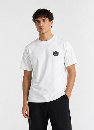 Мужская футболка адидас стильная повседневная adidas original белая 2xl