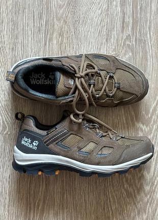 Кросівки-напівчеревики jack wolfskin водонепроникні - 39р