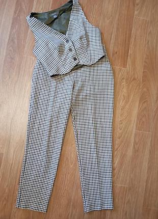Костюм женский, брюки+ жилет р 8 primark