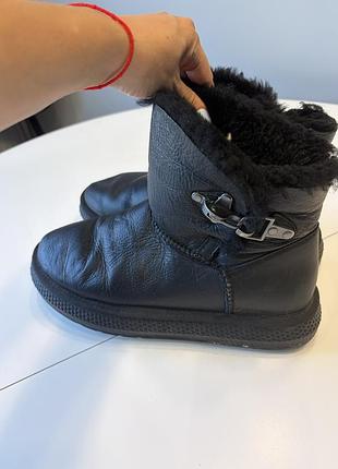 Ugg жіночі шкіра розмір 40 устілка 26 см