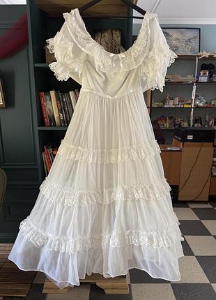 Вінтажна сукня з рюшами воланами london vintage плаття у вікторіанському стилі