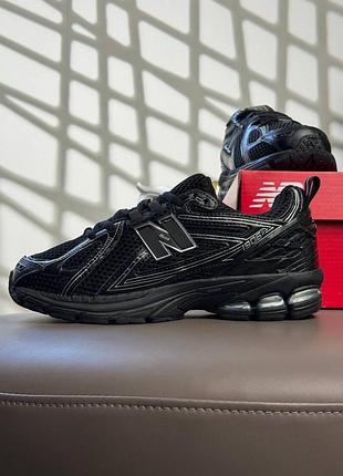 New balance 1906r all black