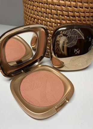 Рум'яна kiko paradise