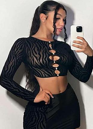 Полупрозрачный в сеточку 🖤 кроп-топ shein sxy zebra cut out 🦓 полупрозрачный кроп топ с вырезами и длинным рукавом ✨ кофта зебра лонгслив