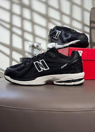 New balance 1906r black white