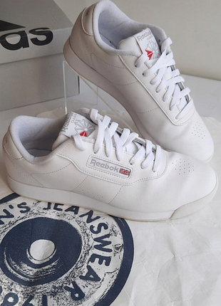 Оригінальні  жіночі кросівки reebok, розмір 39 (устілка 26 см)