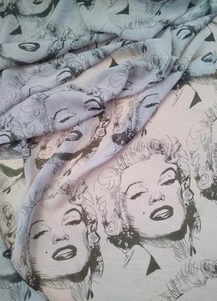 Модный шарф большой стильный палантин прозрачный платок серый/принт мерлин монро4 фото