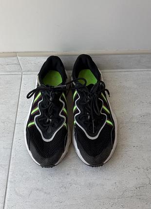 Кросівки жіночі adidas ozweego