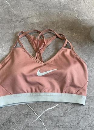Спортивний топ nike