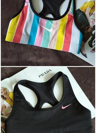 Двуххсторонний яркий и черный спортивный топ на поролоне, р.32-34, nike
