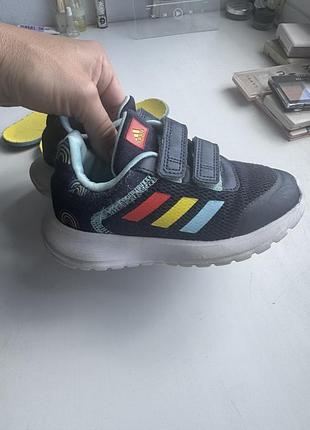 Кросівки adidas