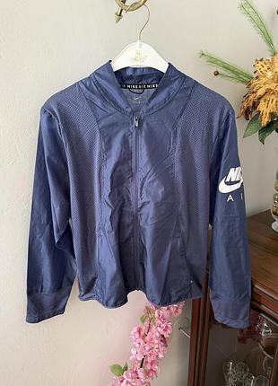 Жіноча вітровка nike air dri-fit running jacket оригінал