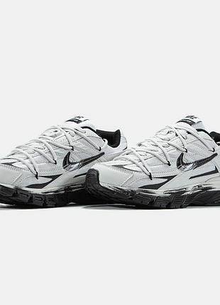 Nike initiator 4