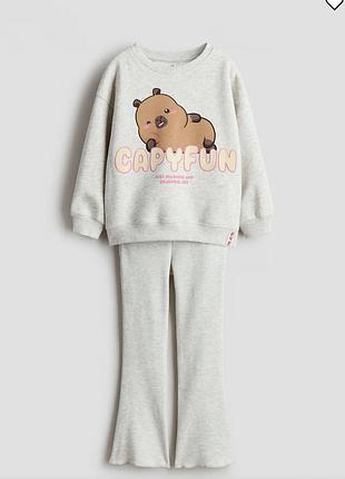 Милый детский костюм на девочку с капибарой, 2-3 лет, новый