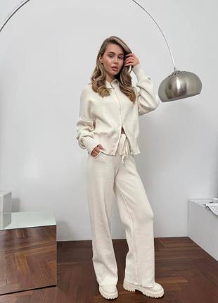 Женский базовый костюм oversize