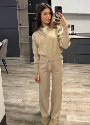 Жіночий базовий костюм oversize