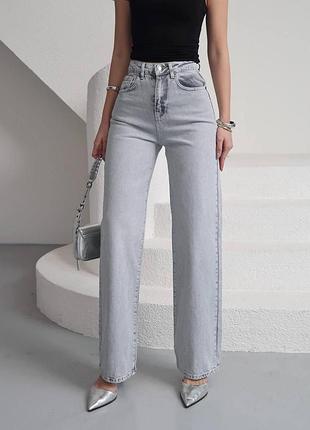 Стильні жіночі джинси wide leg