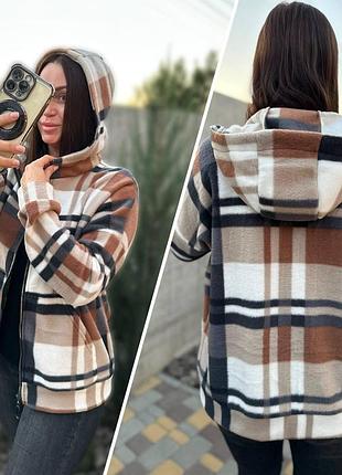 Жіноча флісова кофта в клітинку