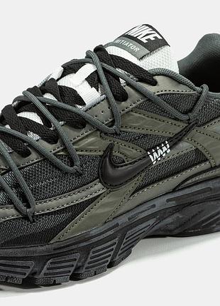 Nike initiator 7