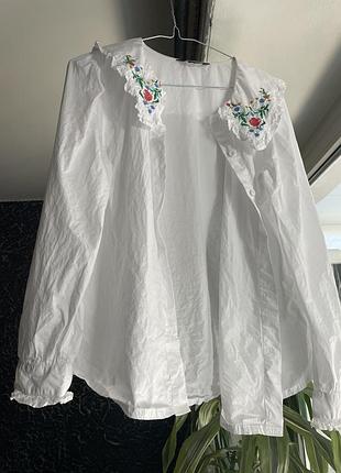 Ніжна бавовняна блуза marks & spencer з вишитим коміром (розмір m / eur 38)
