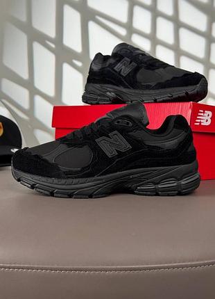 New balance 2002r ml all black