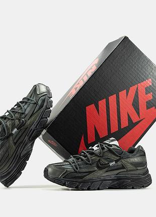 Nike initiator 6