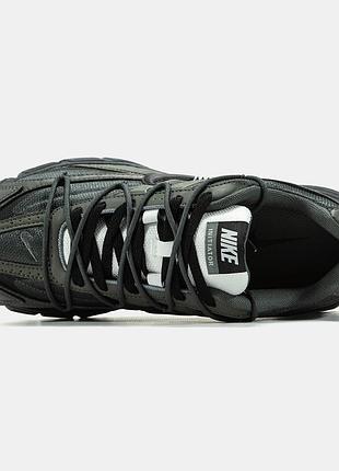 Nike initiator 5
