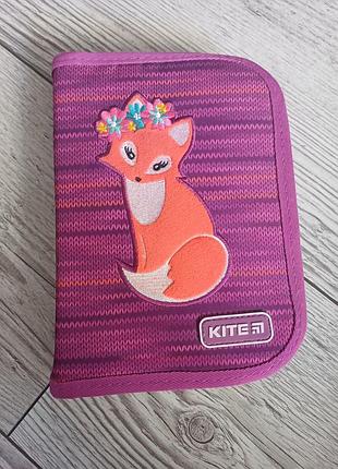 Пенал-книжка с одним отделением и двумя отворотами fox kite