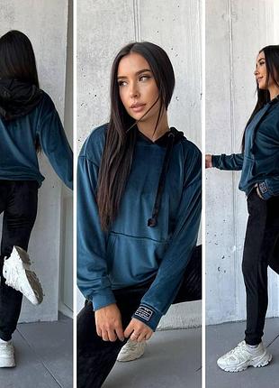 Шикарный велюровый мягенький костюм 46-48