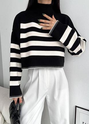 Укороченный свитер в полоску oversize