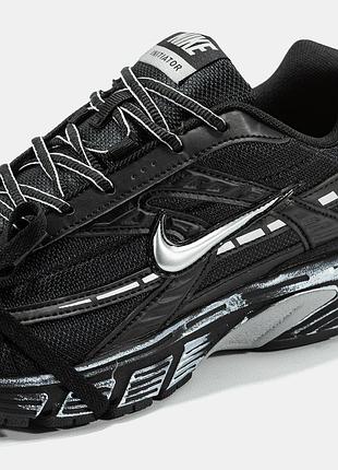 Nike initiator 7