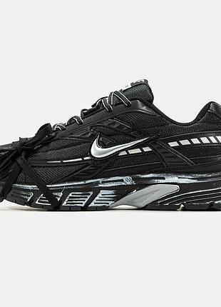 Nike initiator 9