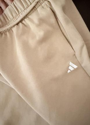 Спортивні штани adidas на флісі, штани палаццо, теплі спортивні штани