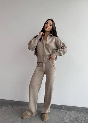 Теплый базовый костюм на молнии oversize
