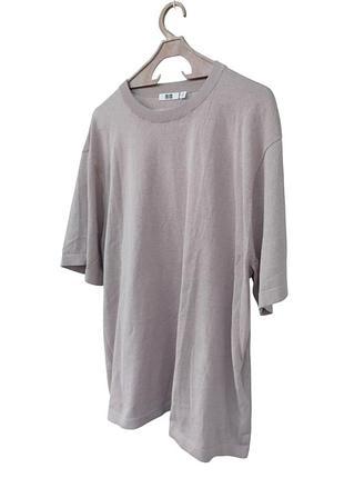 Фирменный трикотажный джемпер-футболка uniqlo u