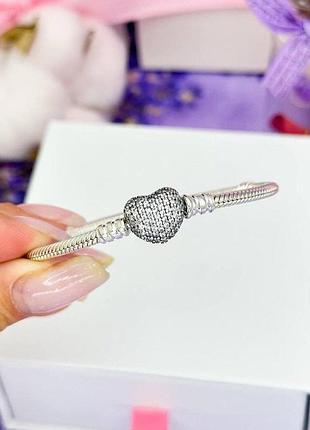 Срібний браслет для шармів pandora — на подарунок